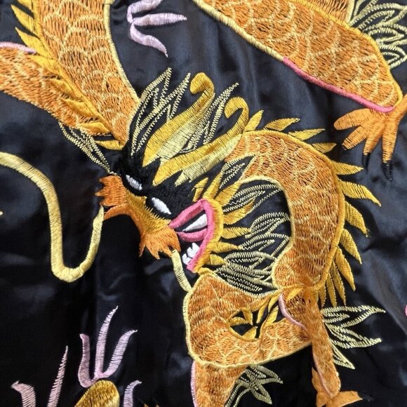 Dachunghwa Unisex Black Embroidered Dragon Satin Robe Kimono Vtg 90s Y2K NO BELT - Picture 10 of 14